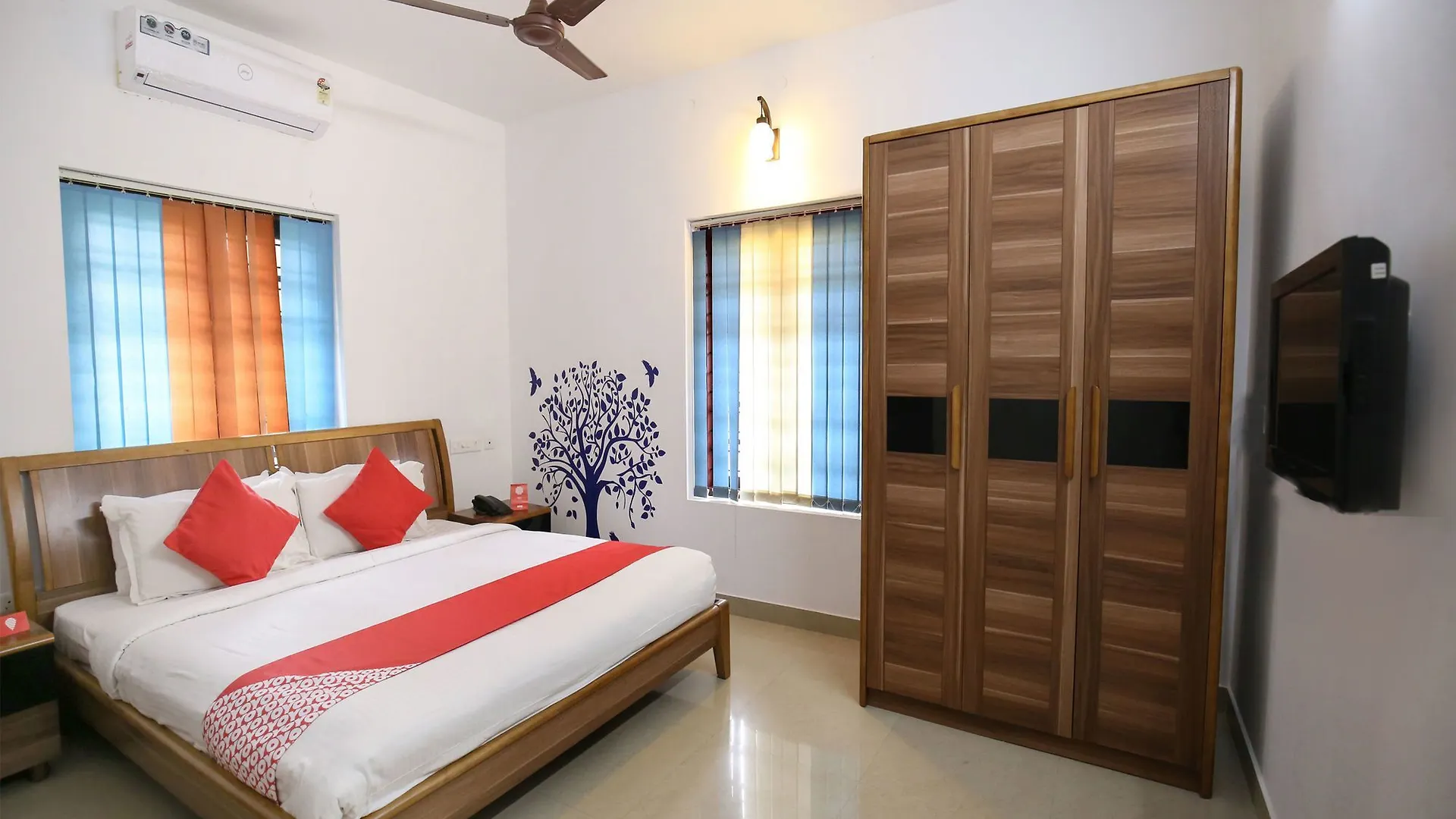 Oyo 2114 Lake Garden Alappuzha Hotel